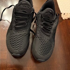 Women’s Nike air max 270s